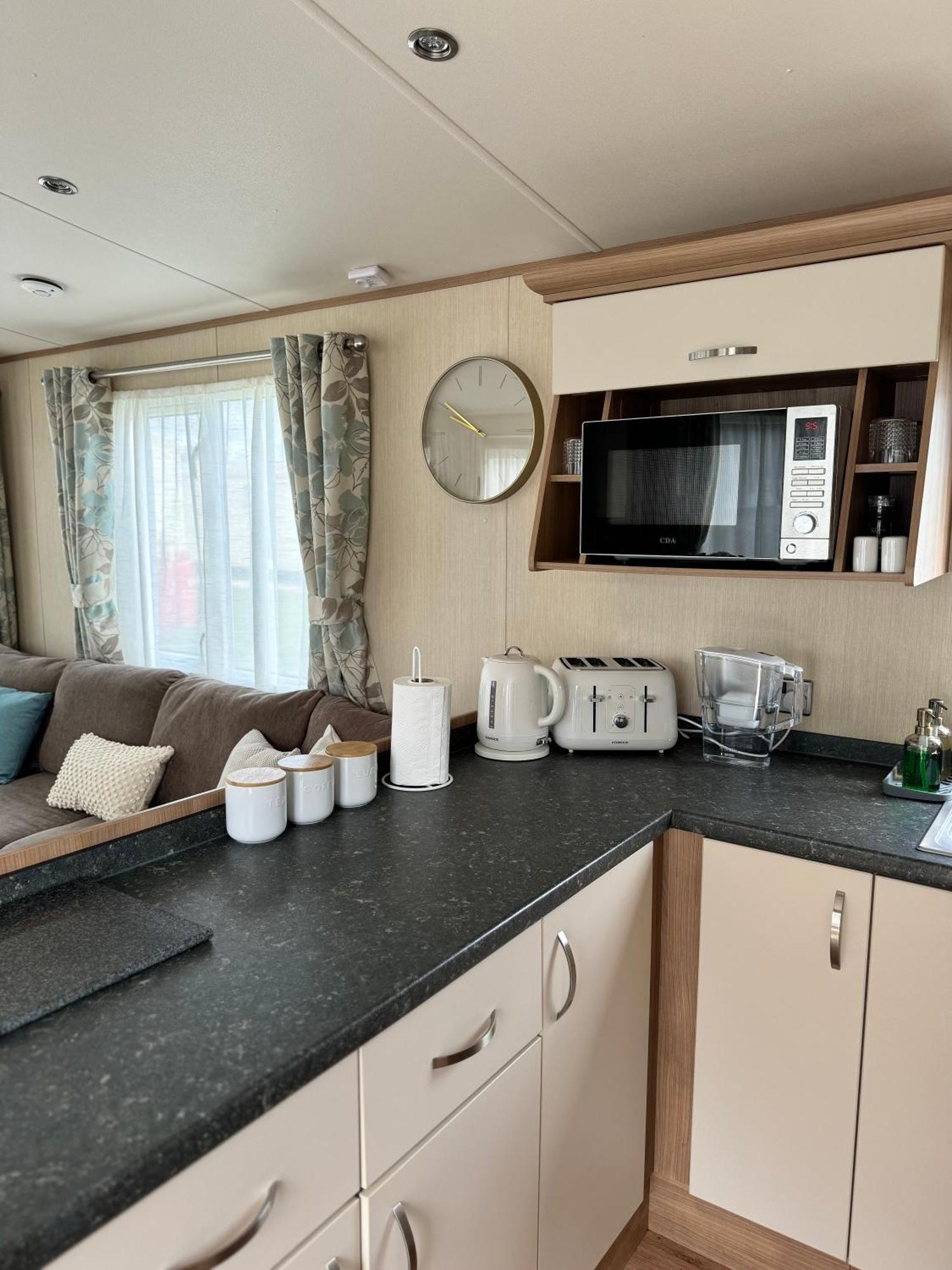 Hot Tub Retreat At Tattershall Lakes 外观 照片