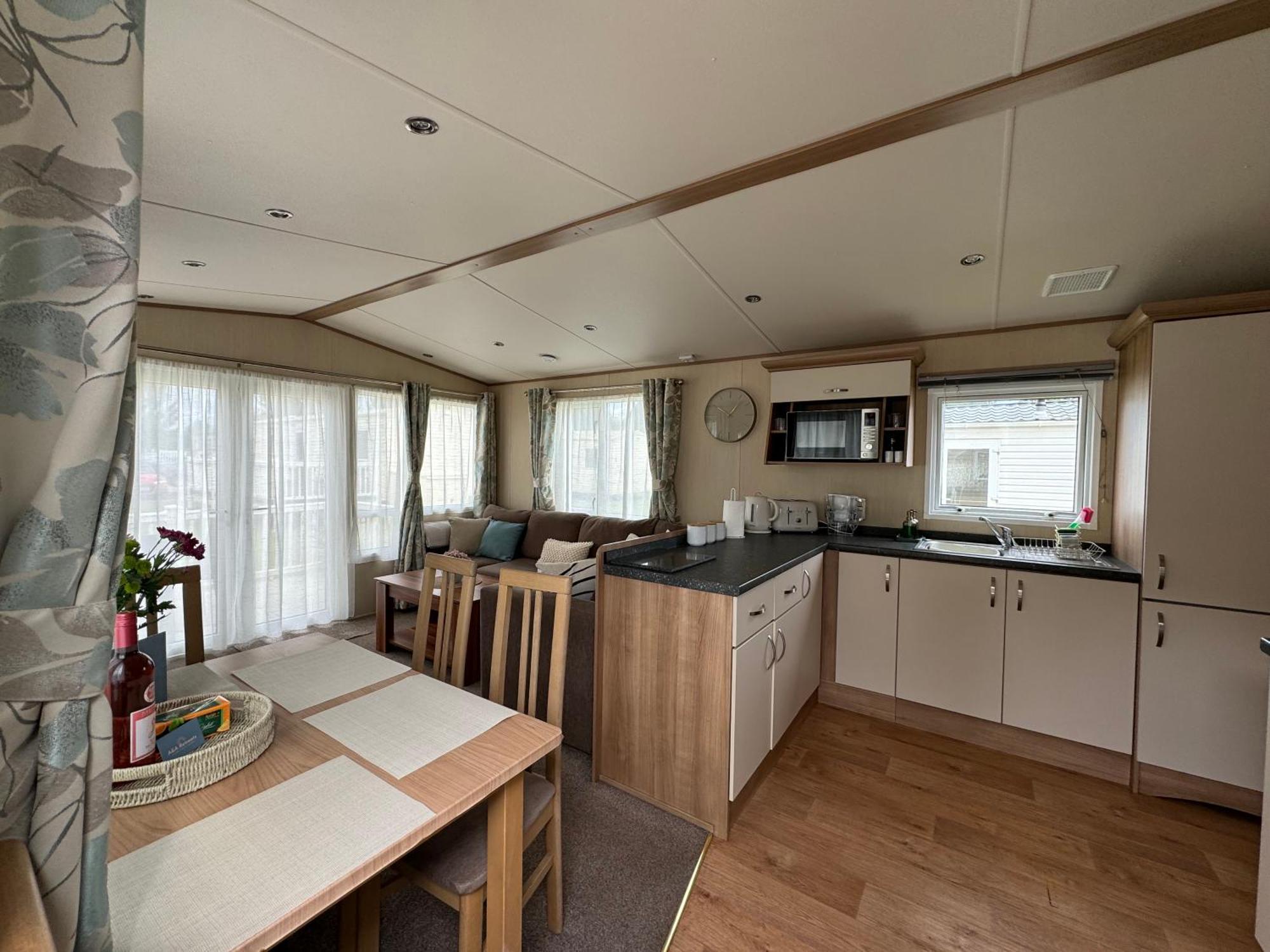Hot Tub Retreat At Tattershall Lakes 外观 照片