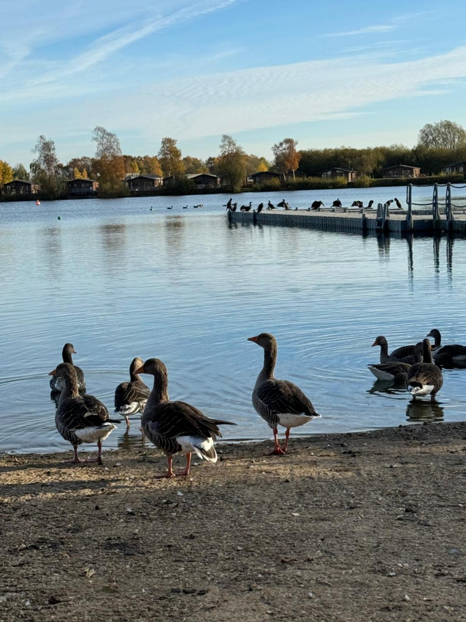 Hot Tub Retreat At Tattershall Lakes 外观 照片