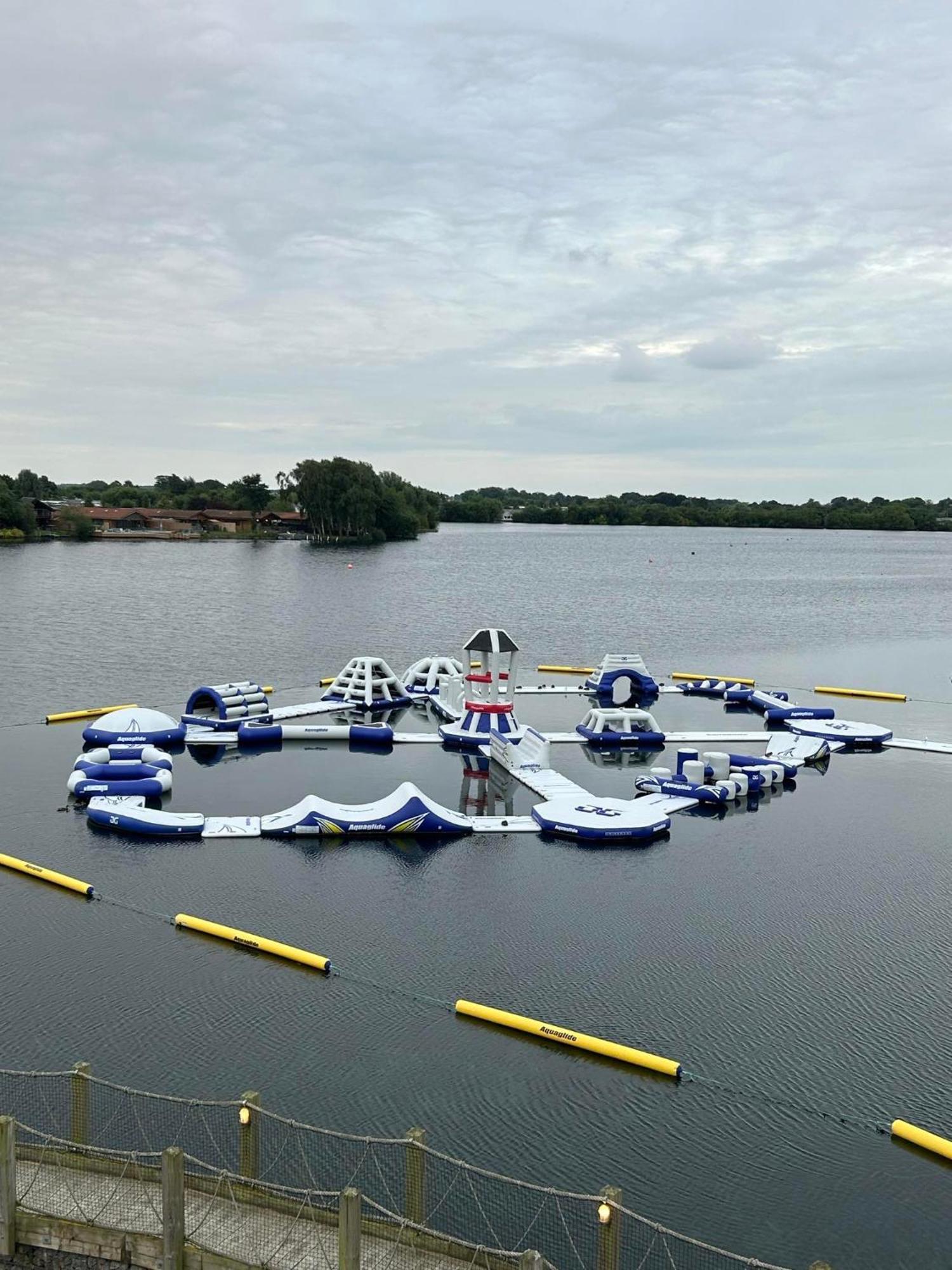 Hot Tub Retreat At Tattershall Lakes 外观 照片